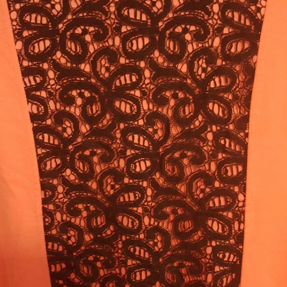 Dress - Picture 3 of 4